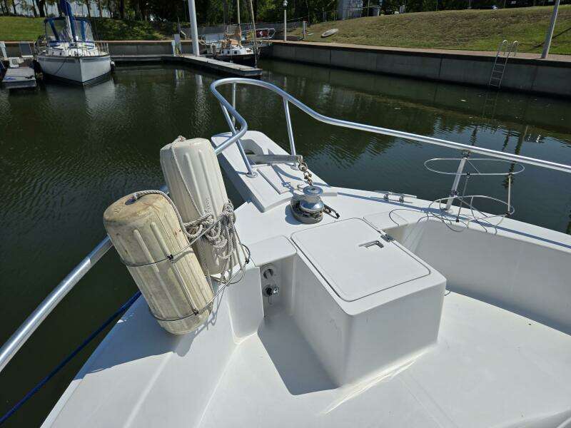 Moon Dance 39ft Mainship Yacht For Sale