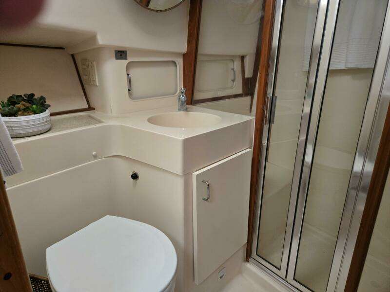 Moon Dance 39ft Mainship Yacht For Sale