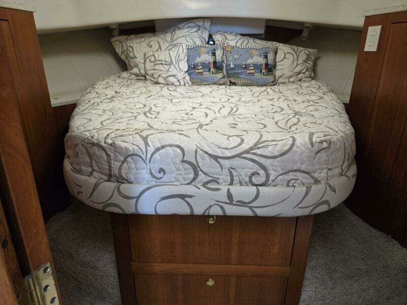 Moon Dance 39ft Mainship Yacht For Sale