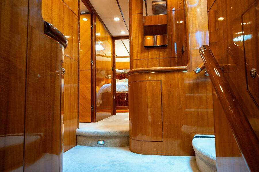MEMORY BANK 80ft Ocean Alexander Yacht For Sale