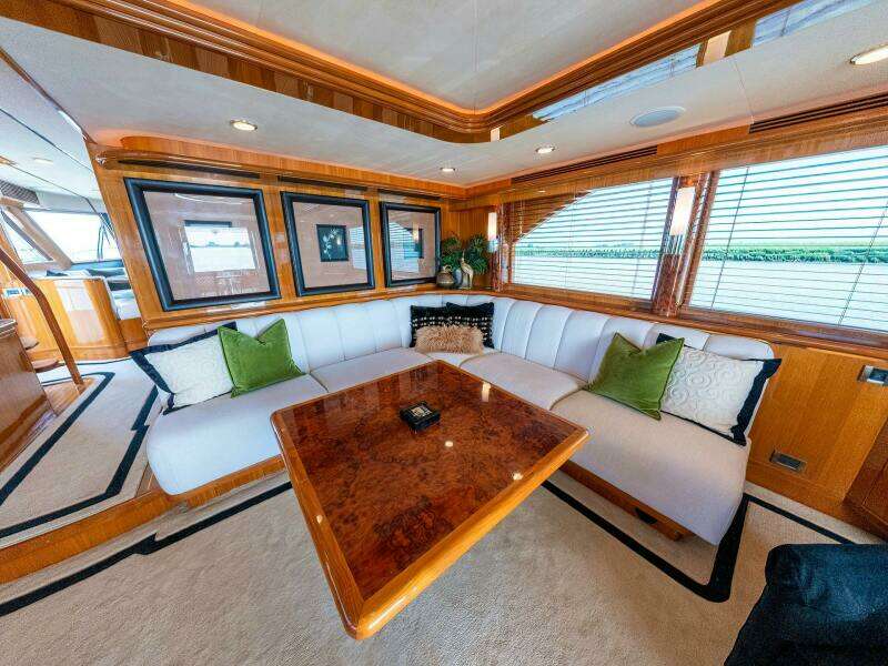 MEMORY BANK 80ft Ocean Alexander Yacht For Sale