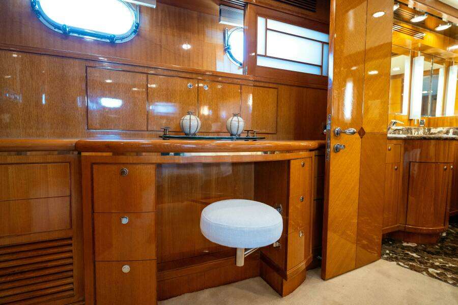 MEMORY BANK 80ft Ocean Alexander Yacht For Sale