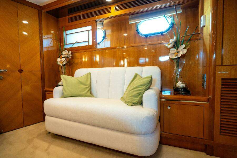 MEMORY BANK 80ft Ocean Alexander Yacht For Sale