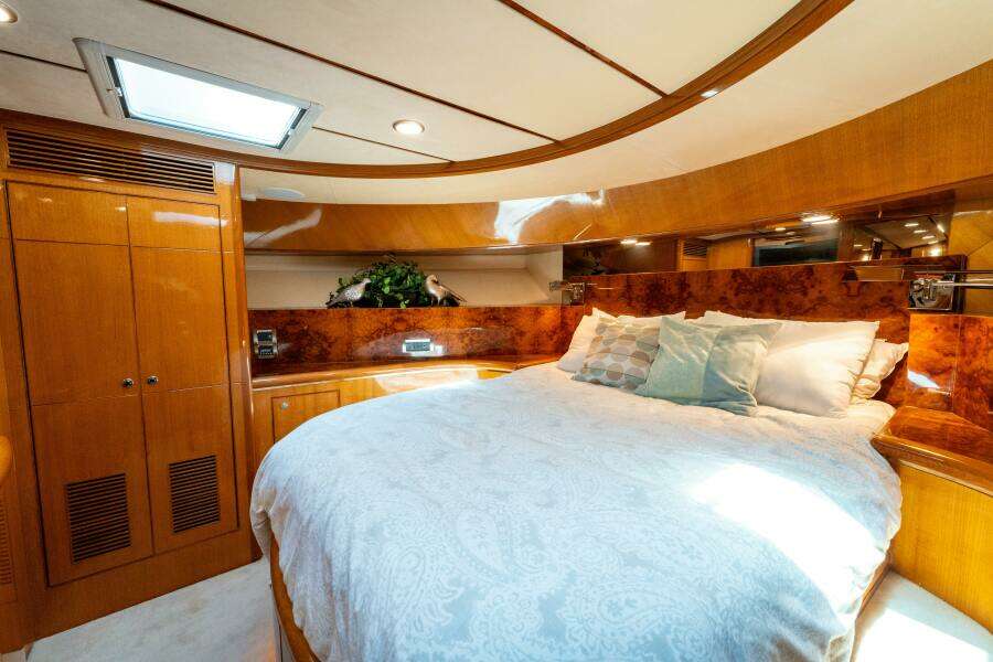 MEMORY BANK 80ft Ocean Alexander Yacht For Sale