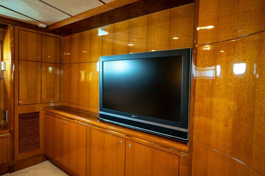 MEMORY BANK 80ft Ocean Alexander Yacht For Sale