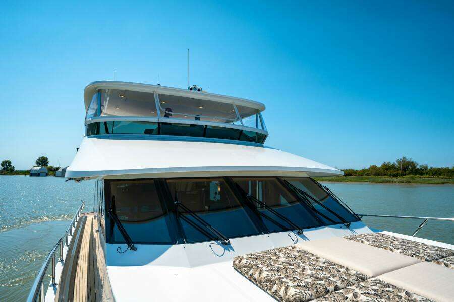 MEMORY BANK 80ft Ocean Alexander Yacht For Sale