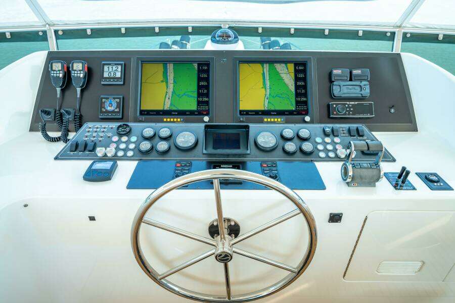 MEMORY BANK 80ft Ocean Alexander Yacht For Sale
