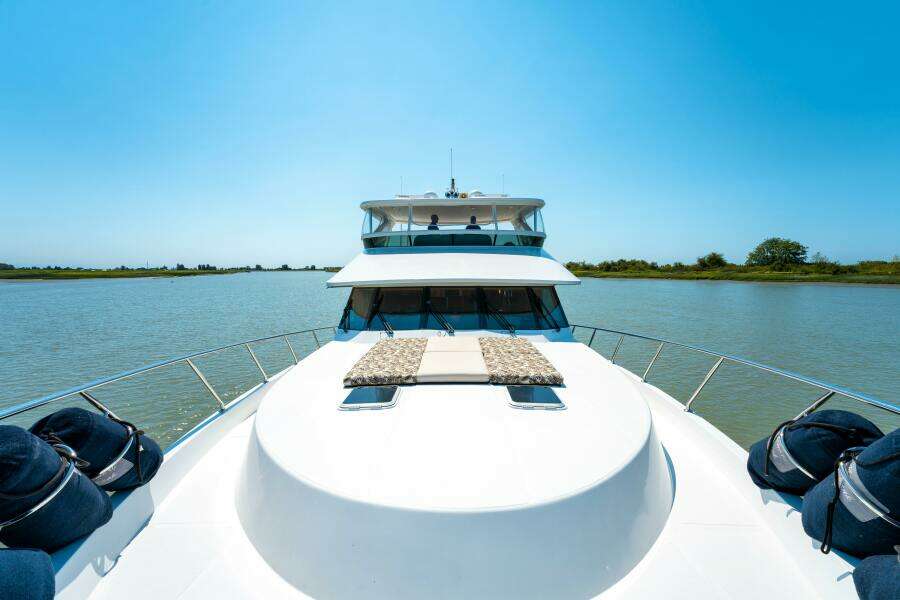 MEMORY BANK 80ft Ocean Alexander Yacht For Sale