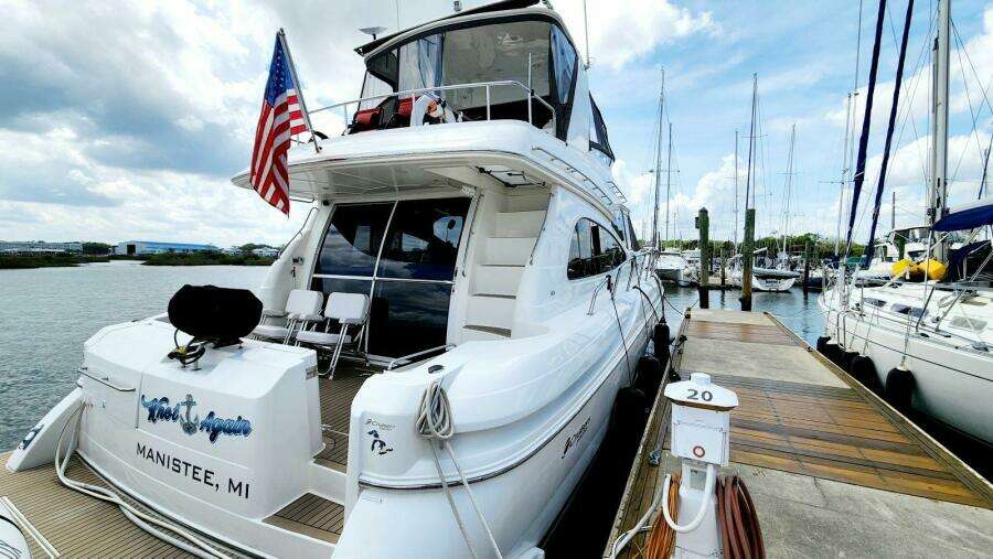 5 Exterior Stern