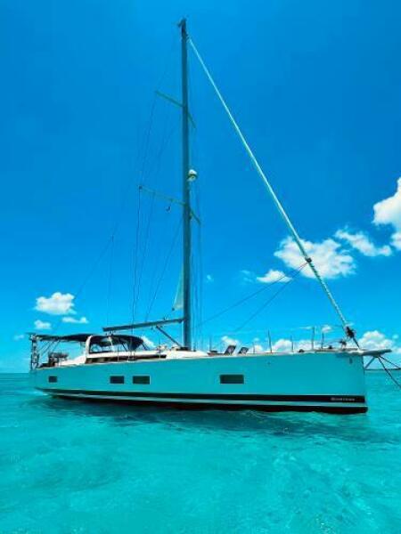 55' 2015 Beneteau Oceanis 55