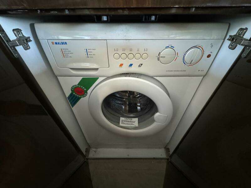 24 2007 Marquis 55 Washer