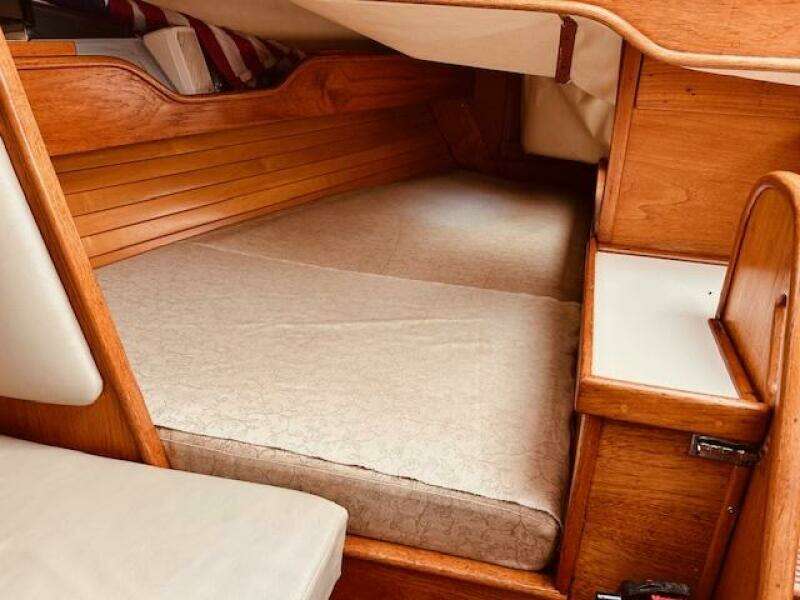 Mistral 38ft Sabre Yacht For Sale