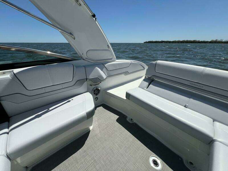 29ft Formula Yacht For Sale