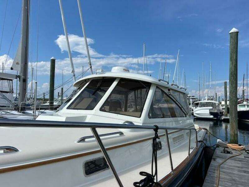Daisy iv 44ft Little Harbor Yacht For Sale