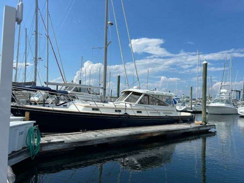 Daisy iv 44ft Little Harbor Yacht For Sale