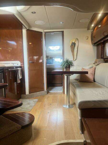 38ft Sea Ray Yacht For Sale