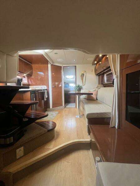 38ft Sea Ray Yacht For Sale