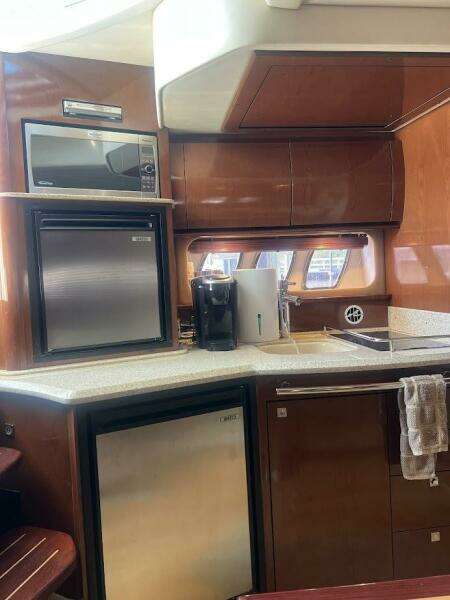 38ft Sea Ray Yacht For Sale