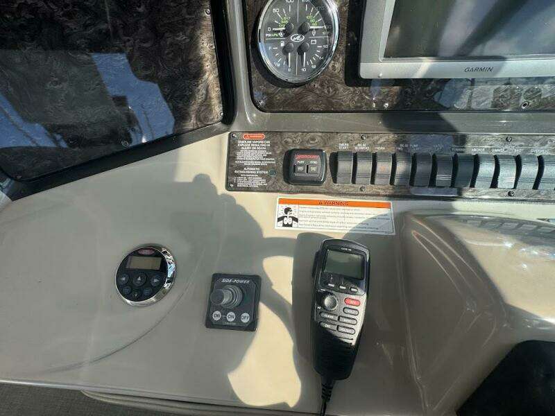 38ft Sea Ray Yacht For Sale