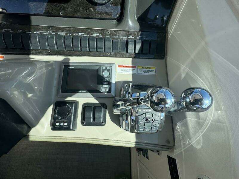 38ft Sea Ray Yacht For Sale