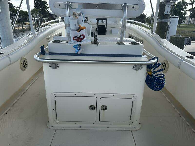 27ft World Cat Yacht For Sale