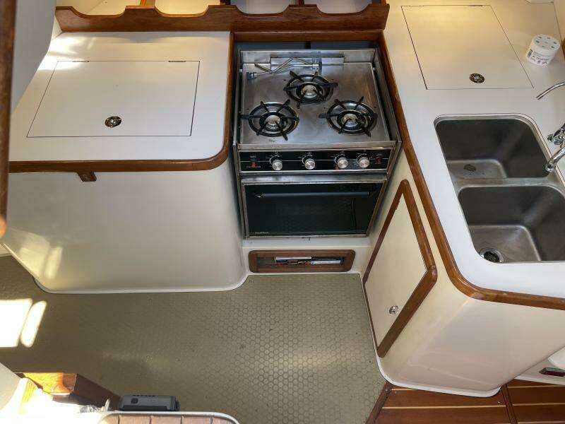 Catalina 42