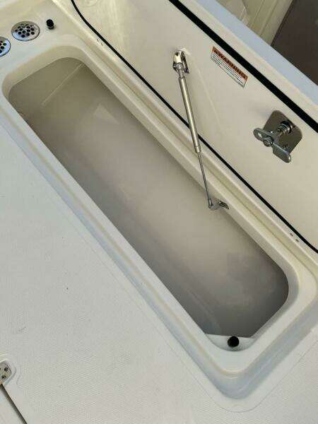 35ft Pursuit Yacht For Sale