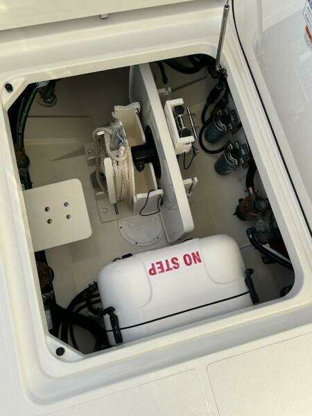 35ft Pursuit Yacht For Sale