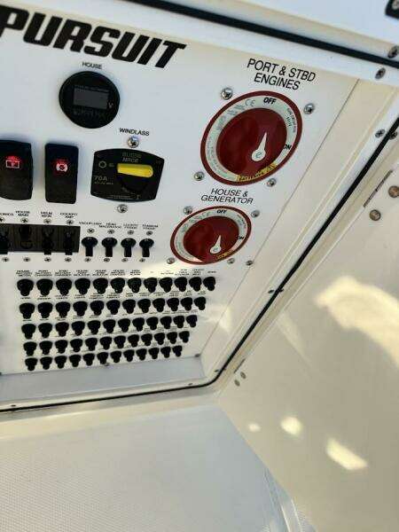 35ft Pursuit Yacht For Sale