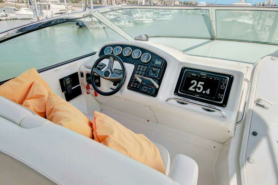 No Surrender 53ft Carver Yacht For Sale