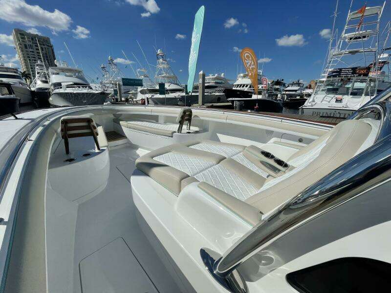 Available to Order 43ft Mag Bay Yacht For Sale