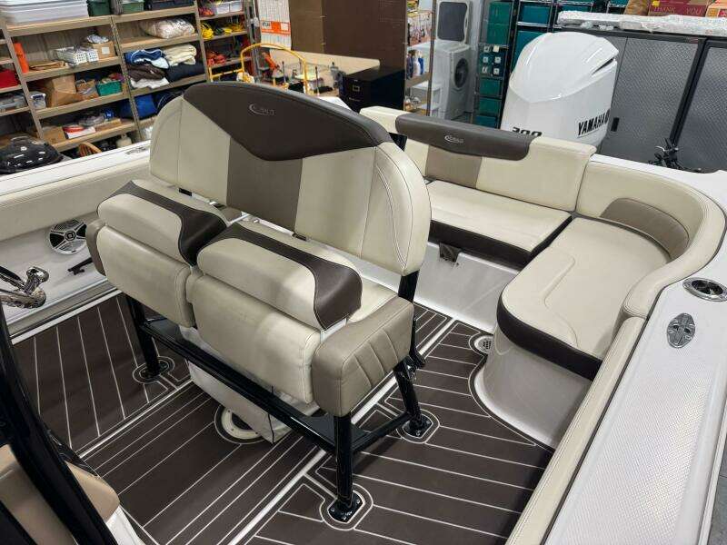 24ft Robalo Yacht For Sale