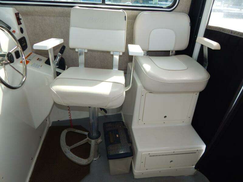 Fox Is  25ft Parker Yacht For Sale