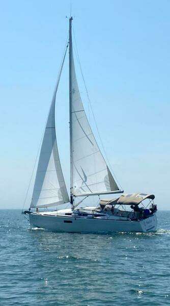 Messin  About 34ft Jeanneau Yacht For Sale Messin  About 34ft Jeanneau Yacht For Sale