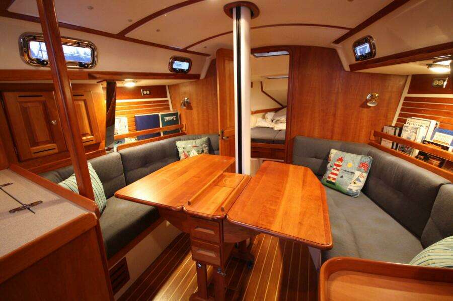 34ft Tartan Yacht For Sale