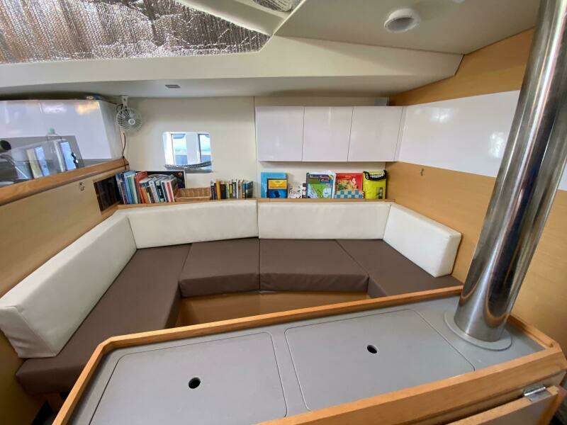 39ft Allures Yacht For Sale