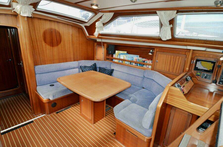 47ft Bavaria Yacht For Sale