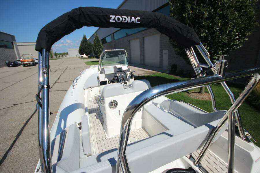 Spring Special Pricing 21ft Zodiac Yacht For Sale