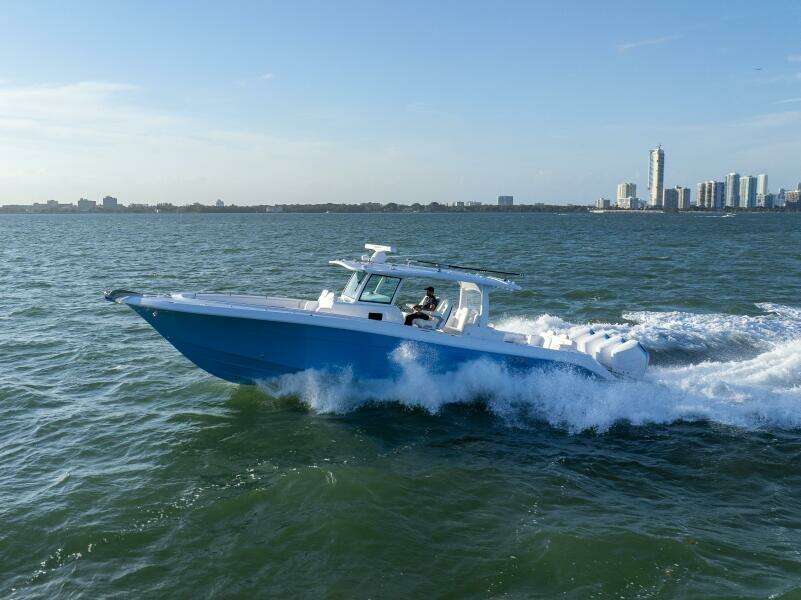 42ft HCB Yacht For Sale