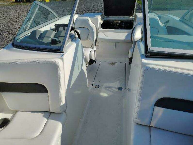 18ft Chaparral Yacht For Sale