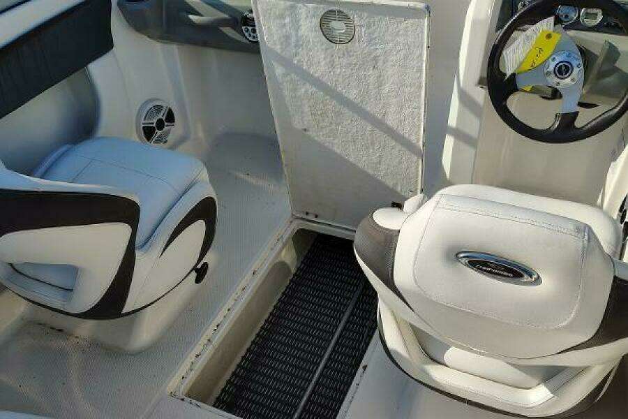 18ft Chaparral Yacht For Sale