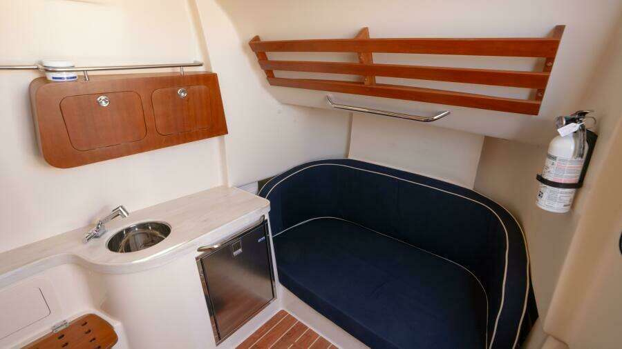 2019 Grady-White 376 Canyon CARPE DIEM - Seating