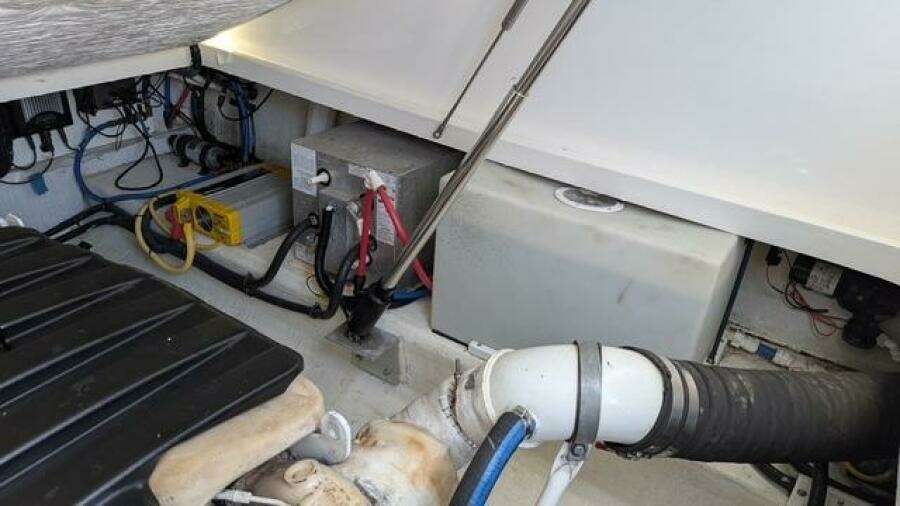 30ft Back Cove Yacht For Sale