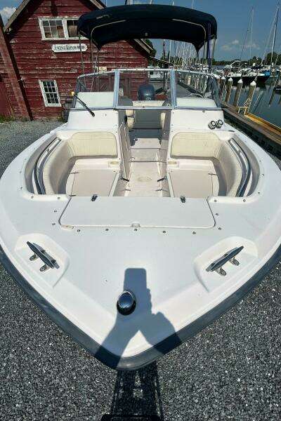 22ft Grady White Yacht For Sale