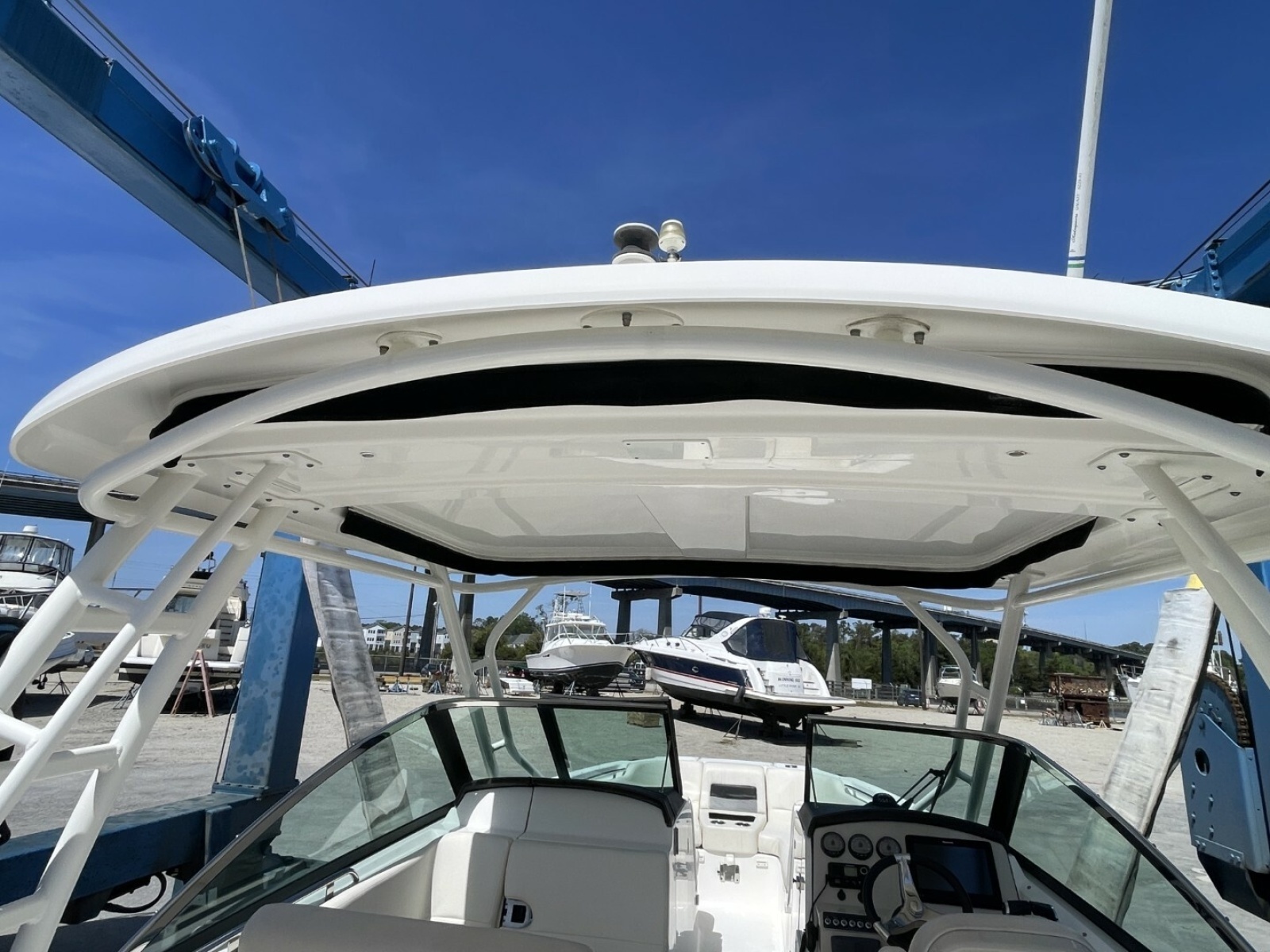 27ft Boston Whaler Yacht For Sale
