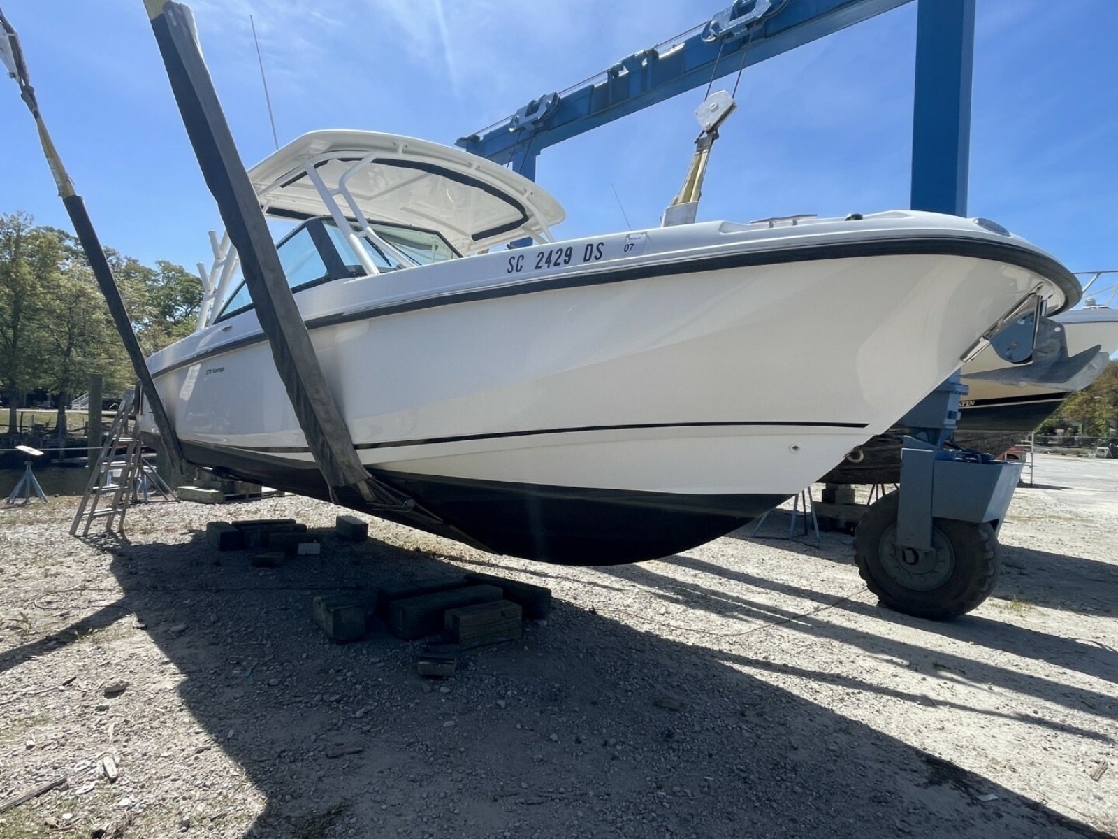 27ft Boston Whaler Yacht For Sale