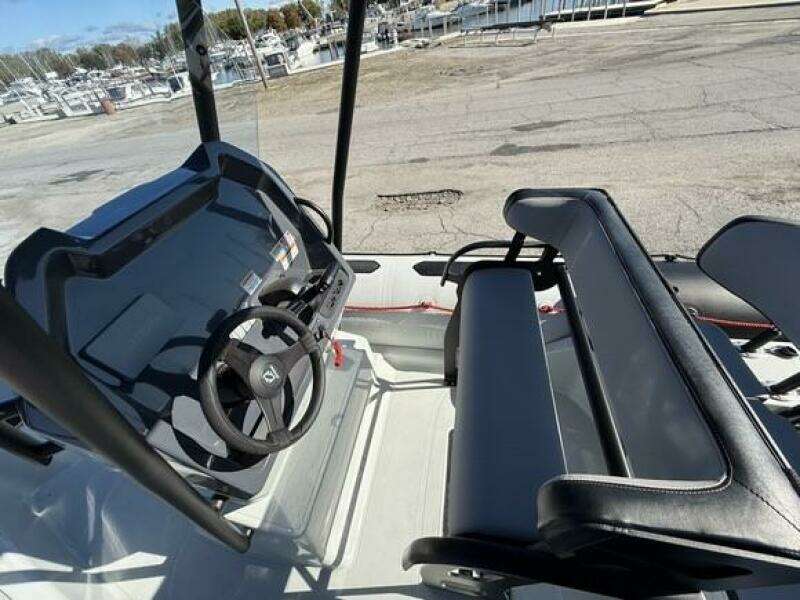 2023 Special Pricing 18ft Zodiac Yacht For Sale