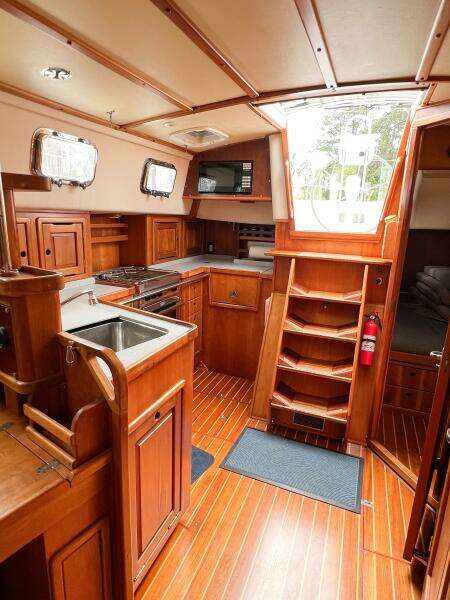 ALACRITY 43ft Saga Yacht For Sale
