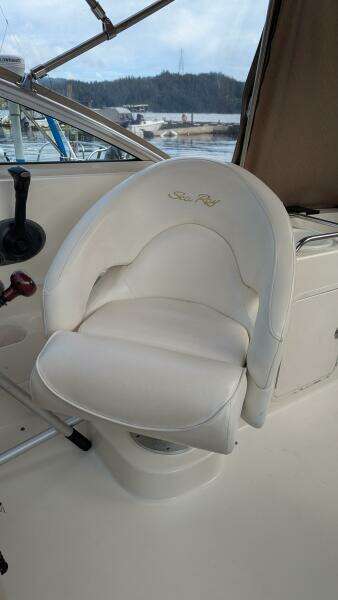 26ft Sea Ray Yacht For Sale