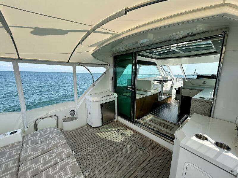 48ft Cruisers Yachts Yacht For Sale